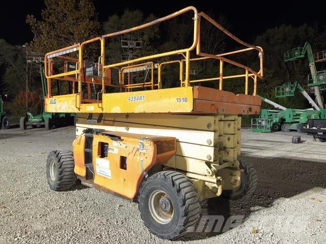 JLG 4394RT Saksilavat