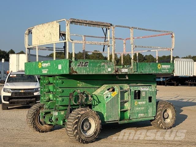 JLG 4394RT Saksilavat