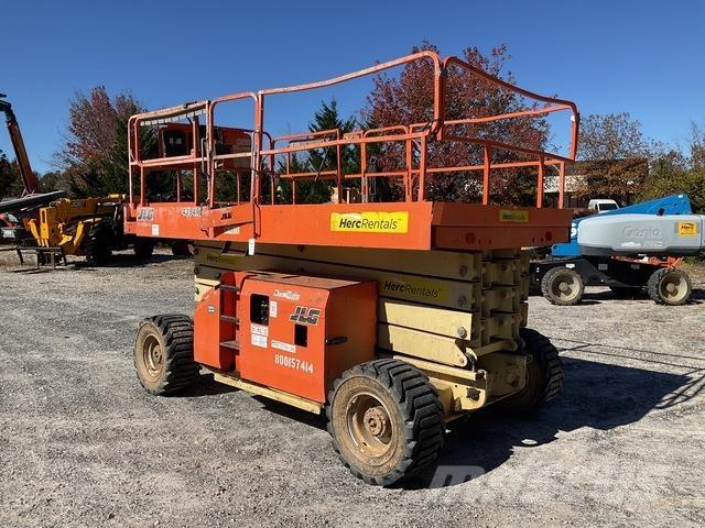 JLG 4394RT Saksilavat