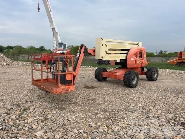 JLG 450AJ Kuukulkijat