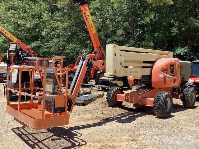 JLG 450AJ Kuukulkijat