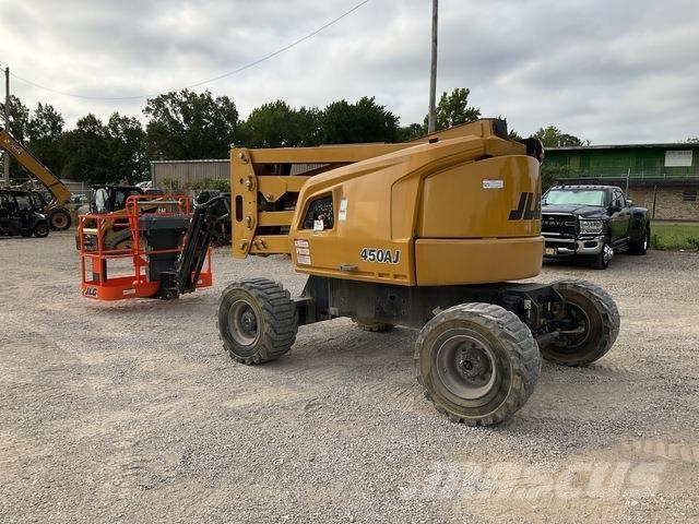 JLG 450AJ Kuukulkijat