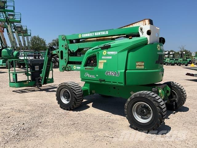 JLG 450AJ Kuukulkijat