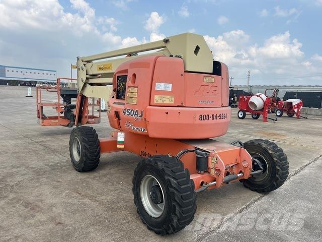 JLG 450AJ Kuukulkijat