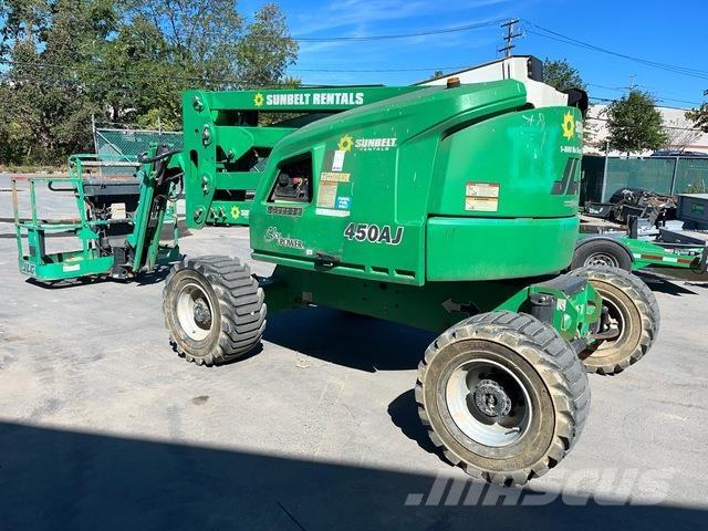 JLG 450AJ Kuukulkijat