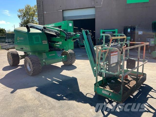 JLG 450AJ Kuukulkijat