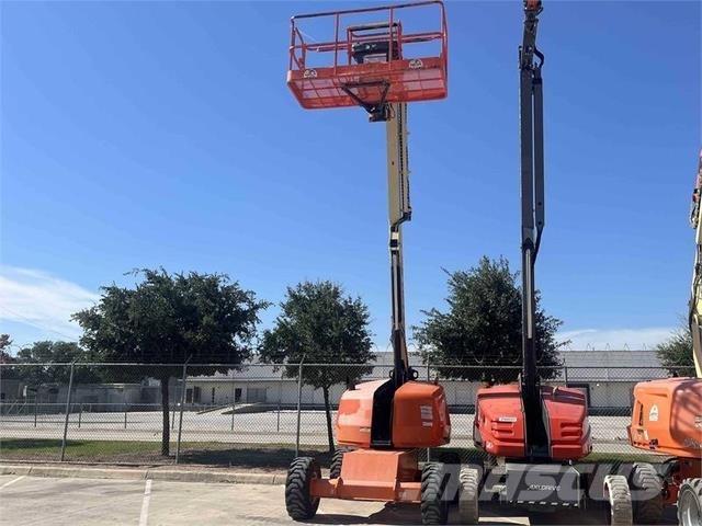 JLG 460SJ Teleskooppipuominostimet