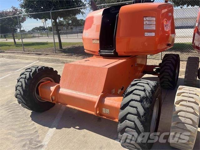 JLG 460SJ Teleskooppipuominostimet