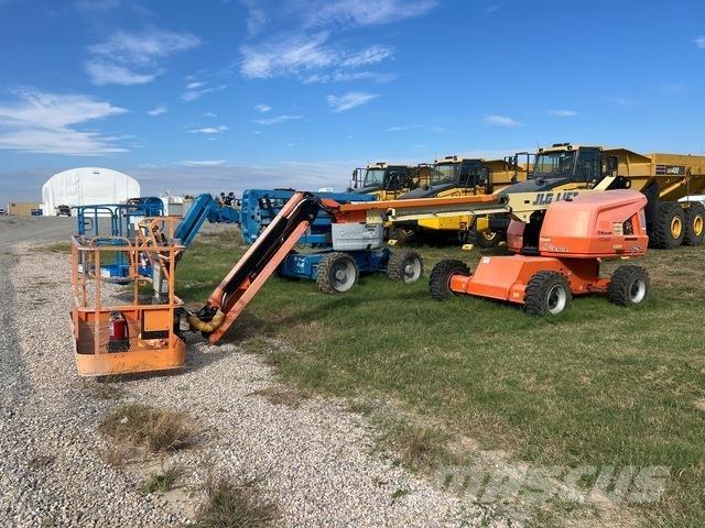 JLG 460SJ Teleskooppipuominostimet