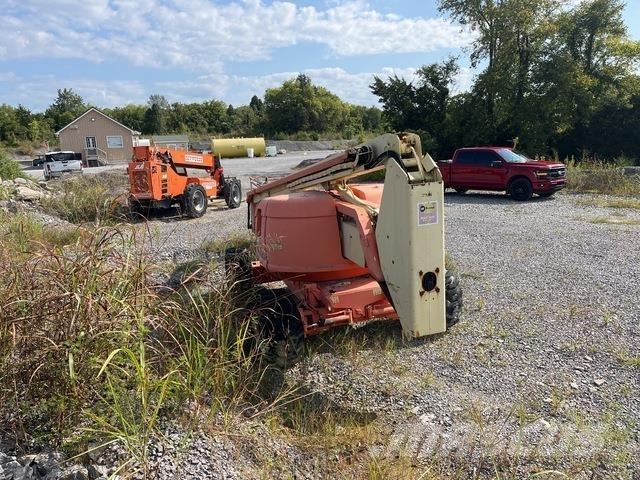 JLG 600A Kuukulkijat