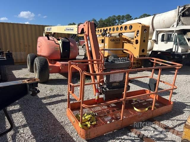 JLG 600AJ Kuukulkijat