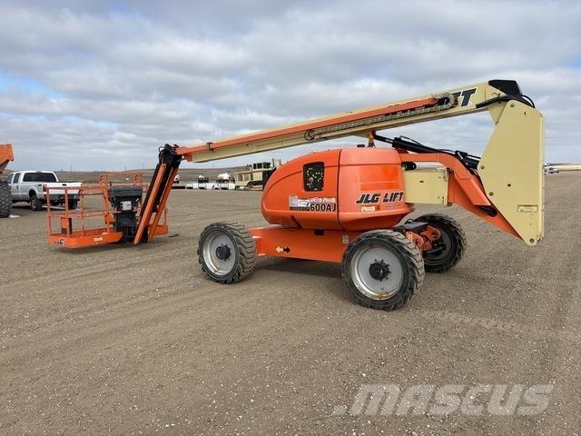 JLG 600AJ Kuukulkijat