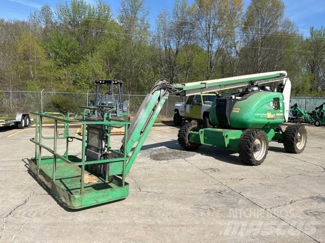 JLG 600AJ Kuukulkijat