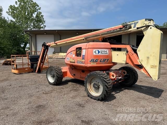 JLG 600AJ Kuukulkijat