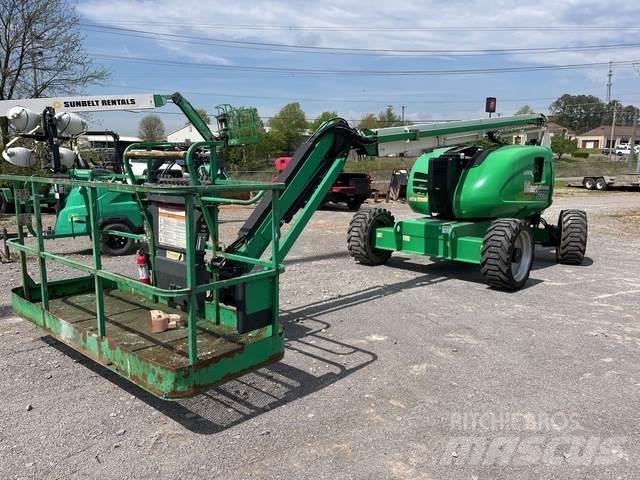 JLG 600AJ Kuukulkijat