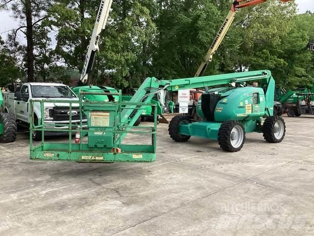 JLG 600AJ Kuukulkijat