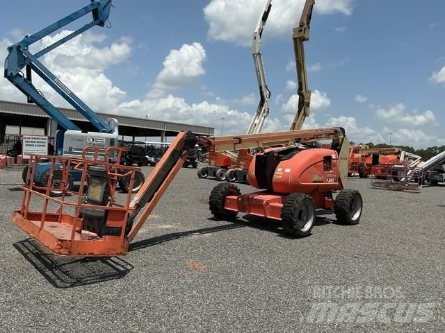 JLG 600AJ Kuukulkijat
