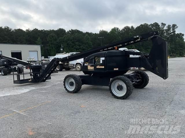 JLG 600AJ Kuukulkijat