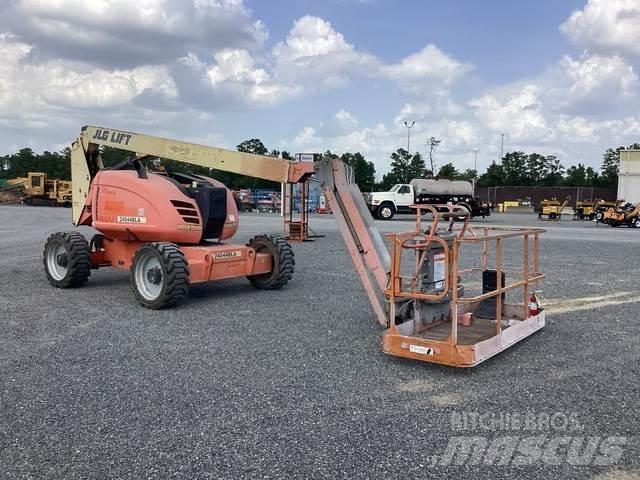 JLG 600AJ Kuukulkijat