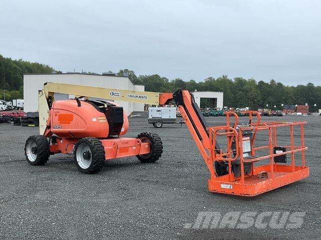 JLG 600AJ Kuukulkijat