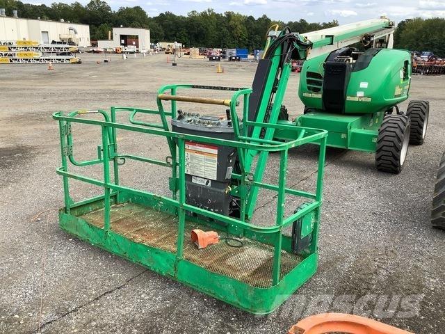 JLG 600AJ Kuukulkijat