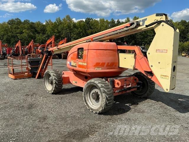 JLG 600AJ Kuukulkijat