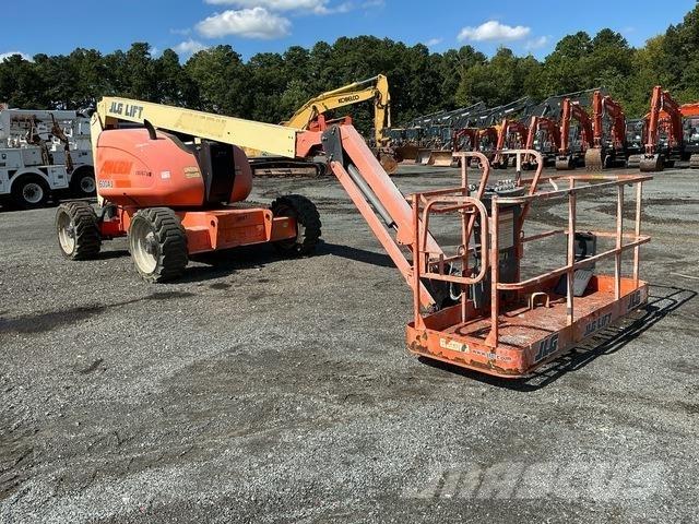 JLG 600AJ Kuukulkijat
