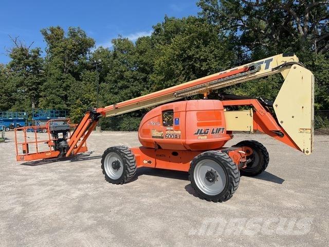 JLG 600AJ Kuukulkijat