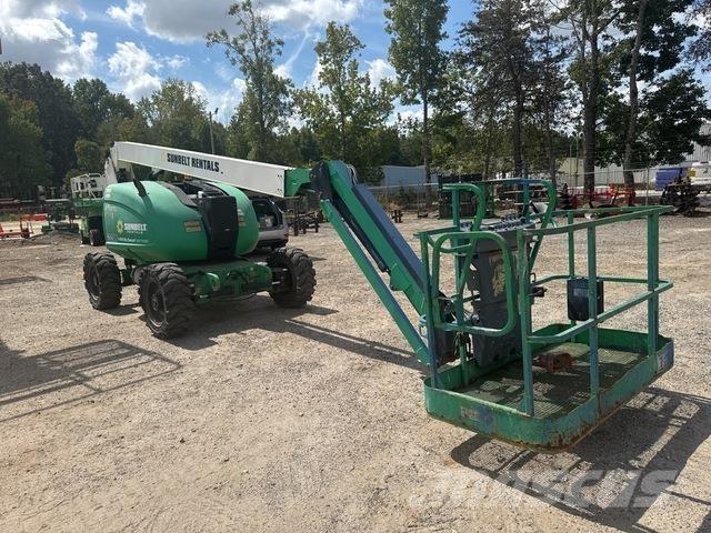 JLG 600AJN Kuukulkijat