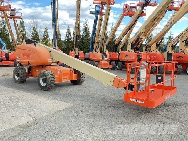 JLG 600S Teleskooppipuominostimet
