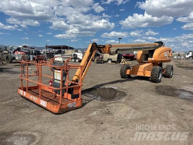JLG 600SJ 4X4 Kuukulkijat