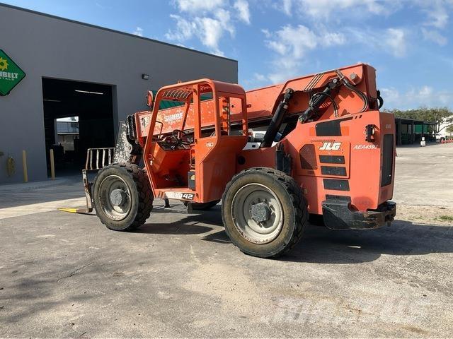 JLG 6042 Kurottajat
