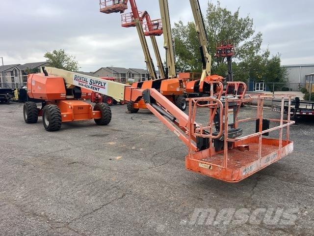 JLG 660SJ Kuukulkijat