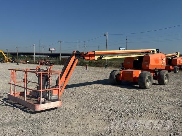 JLG 660SJ Teleskooppipuominostimet
