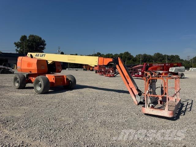 JLG 660SJ Teleskooppipuominostimet