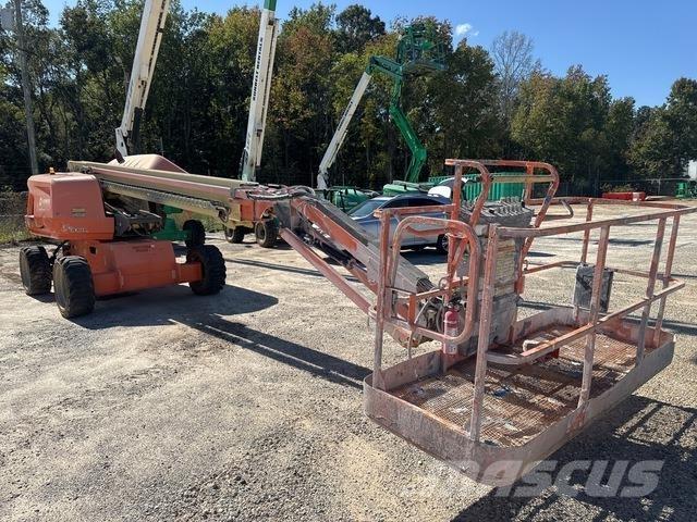 JLG 660SJ Teleskooppipuominostimet