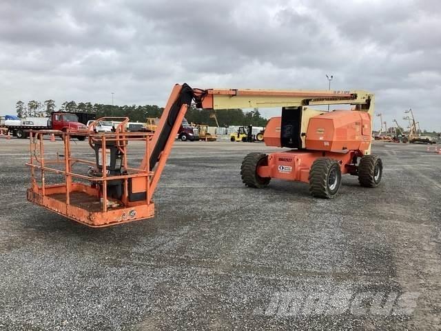 JLG 800 AJ Kuukulkijat
