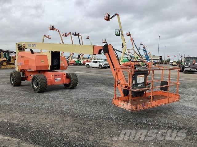 JLG 800 AJ Kuukulkijat