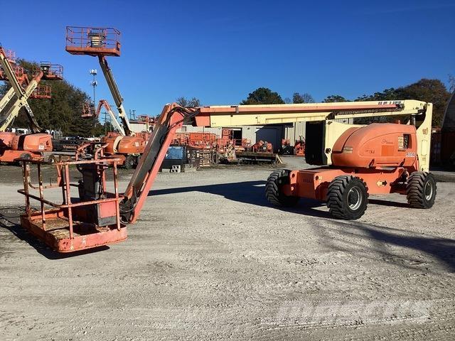 JLG 800 AJ Kuukulkijat