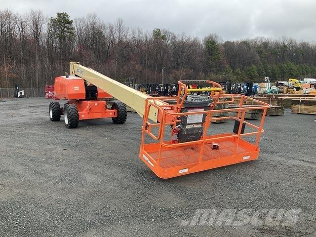 JLG 800 S Teleskooppipuominostimet