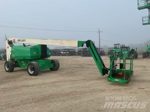 JLG 800AJ Kuukulkijat