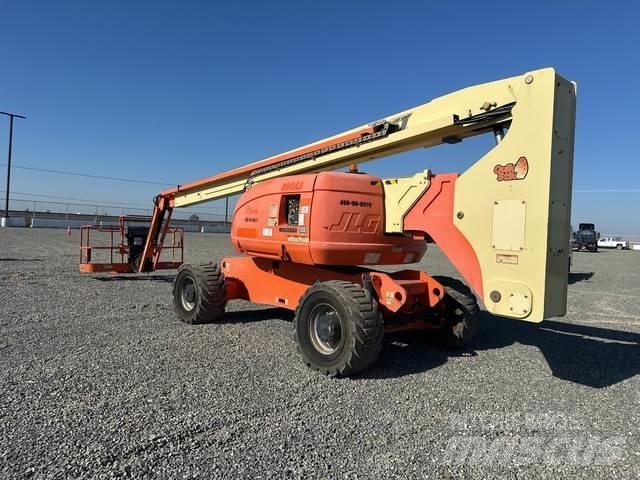 JLG 800AJ Kuukulkijat