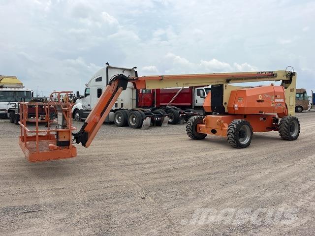JLG 800AJ Kuukulkijat