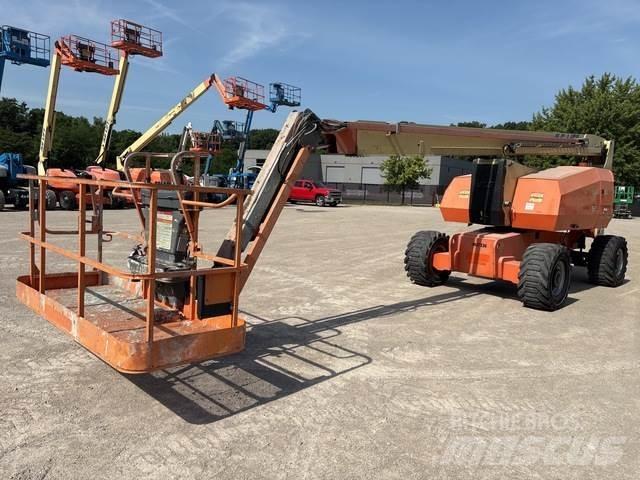 JLG 800AJ Kuukulkijat