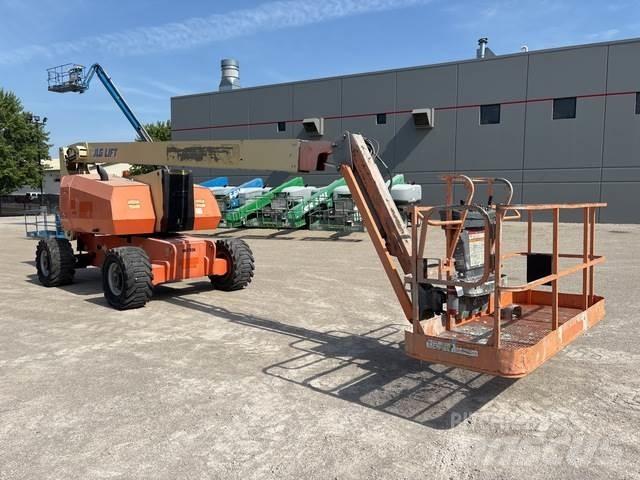 JLG 800AJ Kuukulkijat