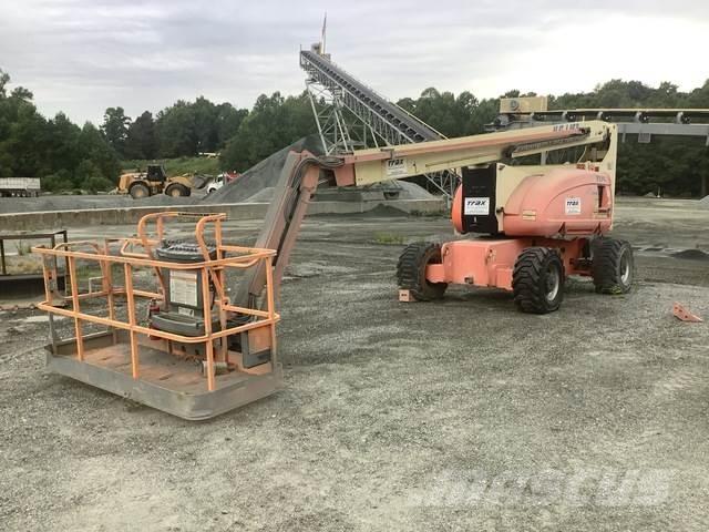 JLG 800AJ Kuukulkijat