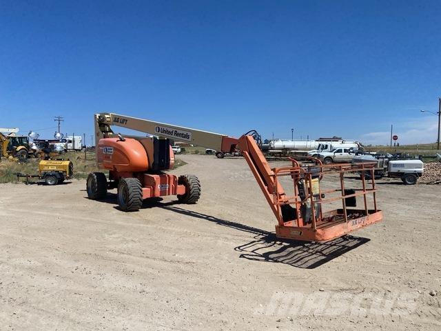 JLG 800AJ Kuukulkijat