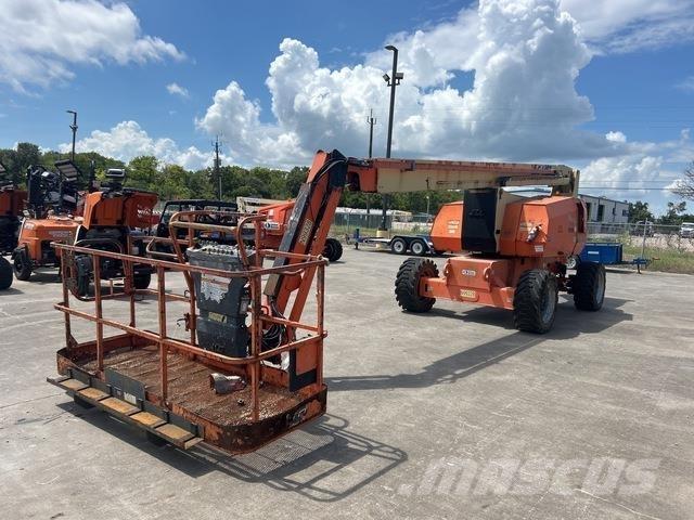 JLG 800AJ Kuukulkijat