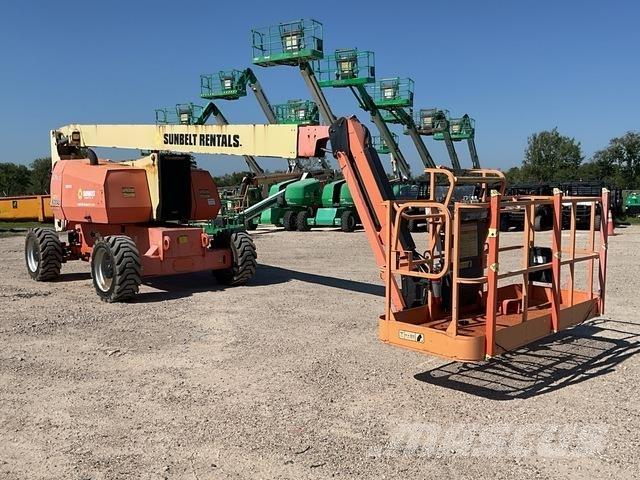 JLG 800AJ Kuukulkijat