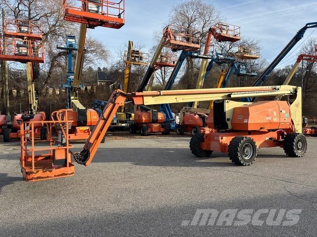 JLG 800AJ Kuukulkijat